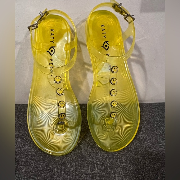 KATY PERRY yellow jelly studded sandals/ size 6 - Picture 8 of 15